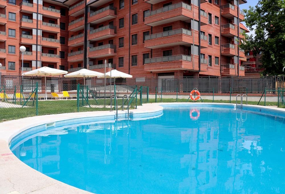 Soemn Apartments Алькала-де-Энарес Экстерьер фото