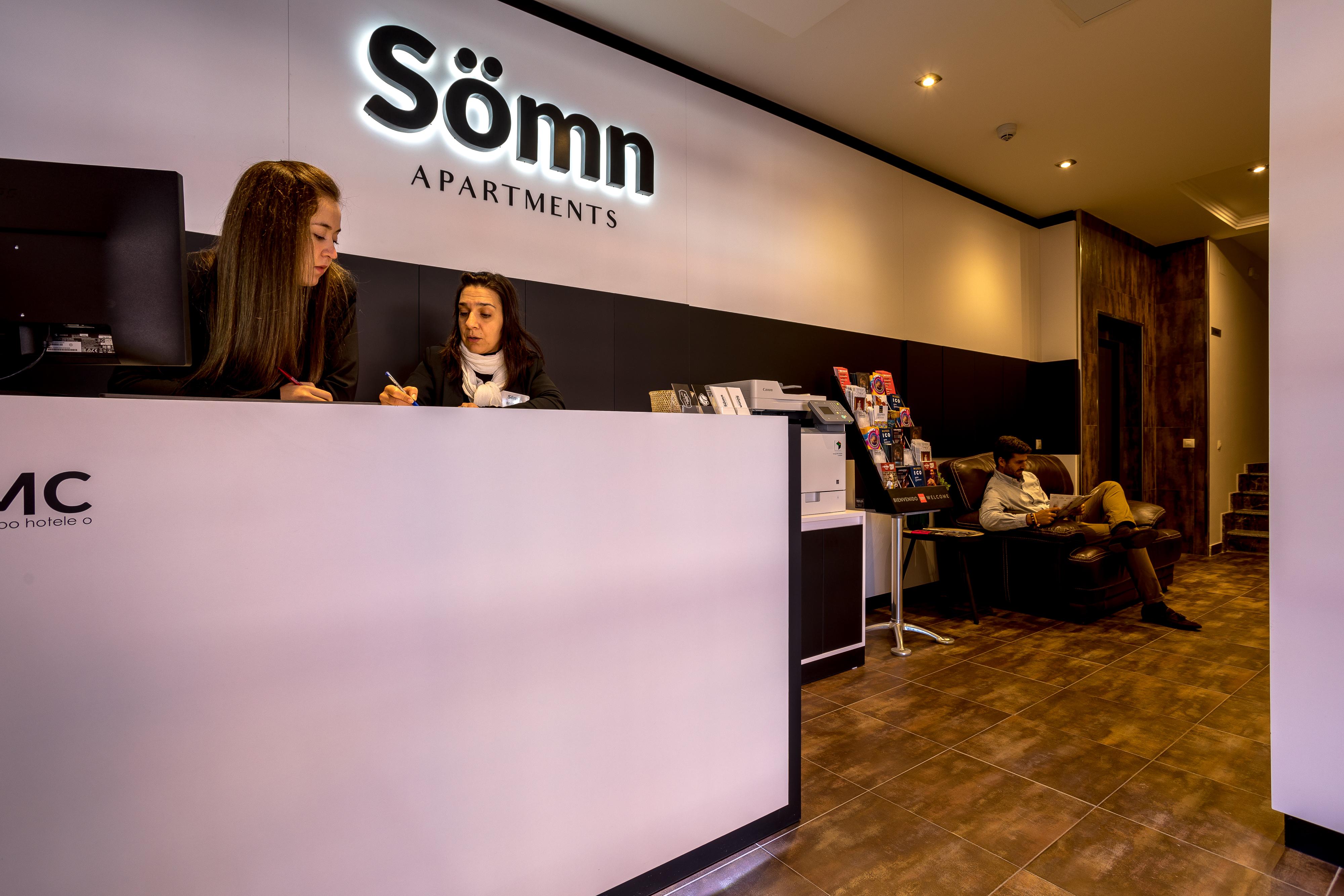 Soemn Apartments Алькала-де-Энарес Экстерьер фото